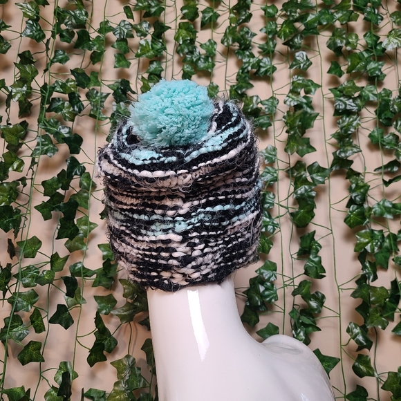 Foursquare Unisex Snow Snowboard Outdoor Winter Knit Hat size OS - Picture 4 of 9